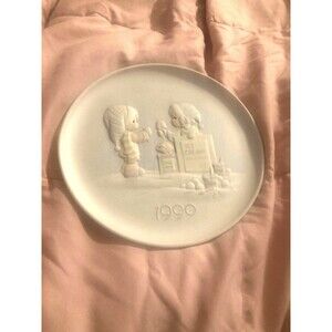 Precious Moments 1990 Collector Plate “Wishing You a Yummy Christmas”